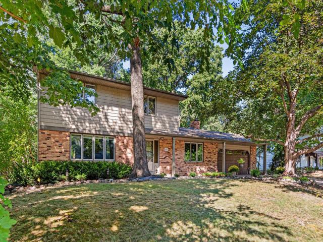 4035 Quaker Lane N Plymouth MN 55441 - MLS# 7134956