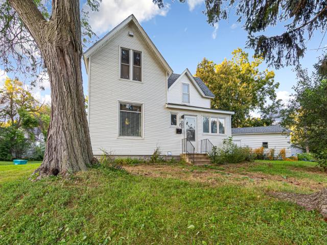 430 Fairview Street Owatonna MN 55060 - MLS# 7135075