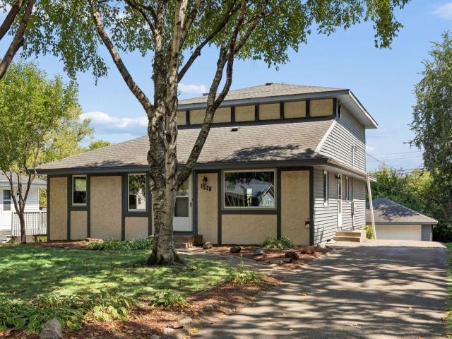 1528 Aquila Avenue N Golden Valley MN 55427 - MLS# 7135084