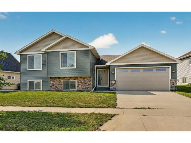 5526 Harvest Lake Drive NW Rochester MN 55901 - MLS# 7135158