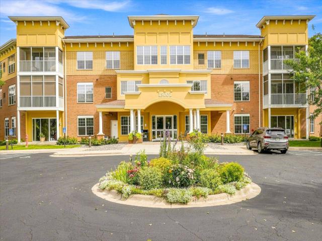 15001 Burnhaven Drive Unit 207 Burnsville MN 55306 - MLS# 7135231