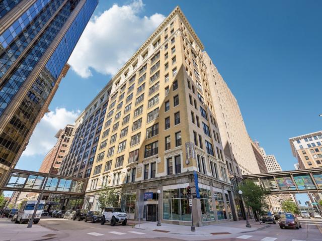 350 Saint Peter Street Unit 1010 Saint Paul MN 55102 - MLS# 7135267