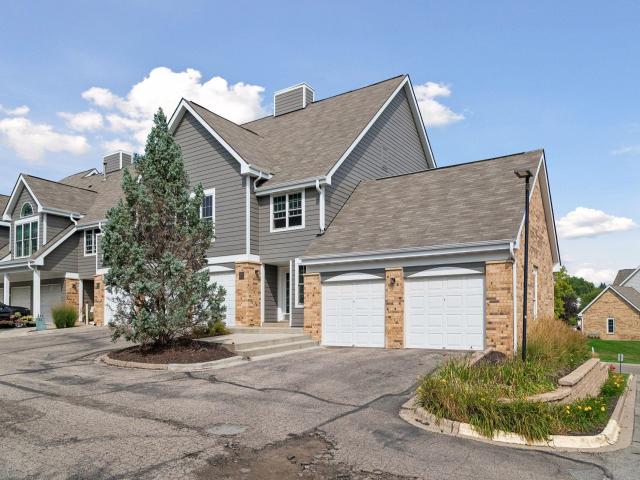 6155 Chasewood Parkway Unit 201 Minnetonka MN 55343 - MLS# 7135269