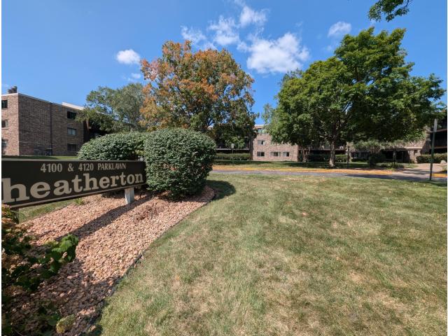 4120 Parklawn Avenue Unit 319 Edina MN 55435 - MLS# 7135584