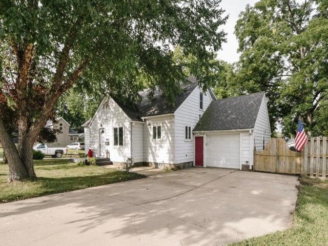 980 S Main Street Zumbrota MN 55992 - MLS# 7135994