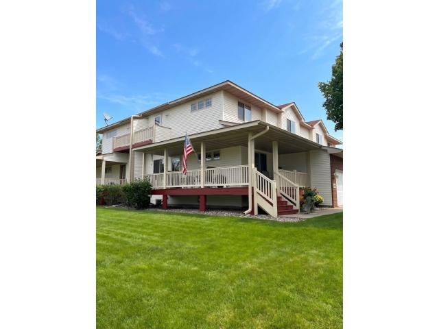 8600 Tessman Circle N Brooklyn Park MN 55445 - MLS# 7136040