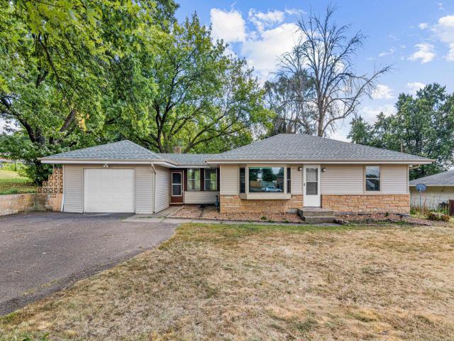 1976 Radatz Avenue Maplewood MN 55109 - MLS# 7136134