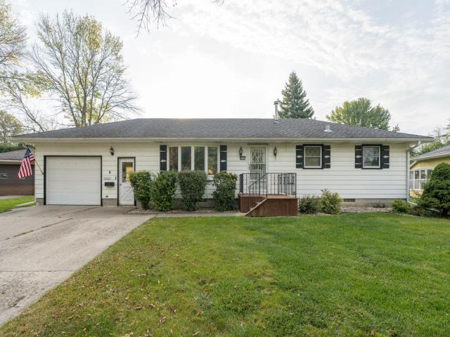 125 N Manitou Drive Mankato MN 56001 - MLS# 7136186