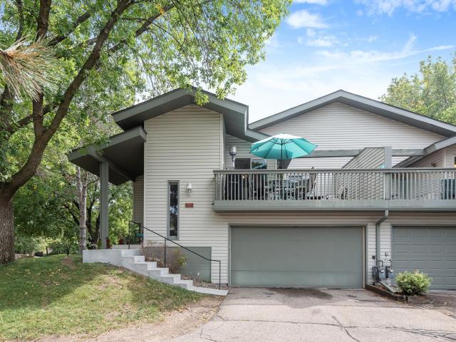 9535 Hartford Circle Eden Prairie MN 55347 - MLS# 7136235
