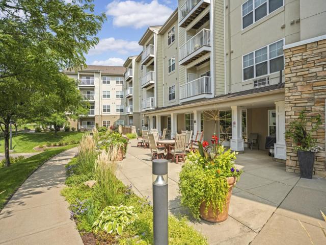 5650 Boone Avenue N Unit 116 New Hope MN 55428 - MLS# 7136372