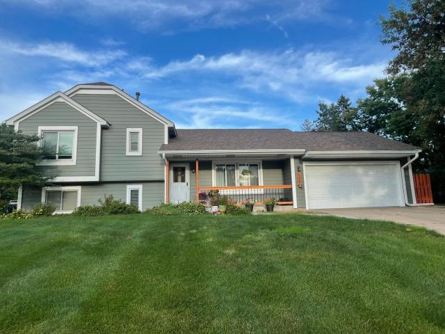 558 Hyde Avenue N Mahtomedi MN 55115 - MLS# 7136448