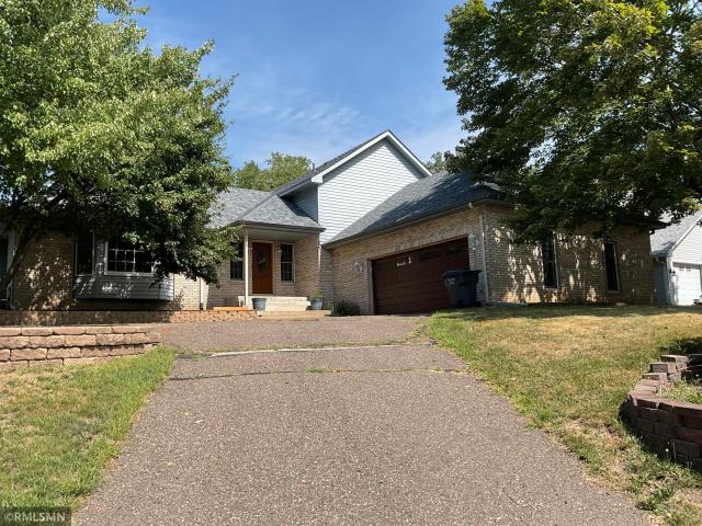 2145 14th Avenue E North Saint Paul MN 55109 - MLS# 7136535