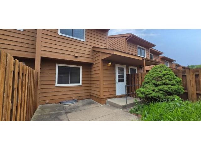 3231 Evergreen Drive Eagan MN 55121 - MLS# 7136607
