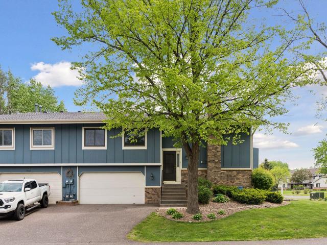 7511 Wedgewood Way Maple Grove MN 55311 - MLS# 7136677