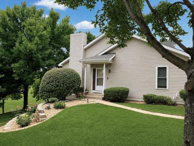 10295 Arrowwood Drive Eden Prairie MN 55347 - MLS# 7136763