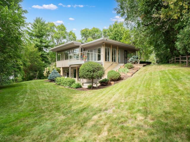 214 14th Street NE Rochester MN 55906 - MLS# 7136862