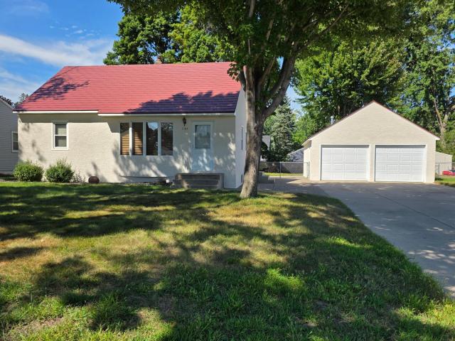 1747 Pinewood Drive Shoreview MN 55126 - MLS# 7137116