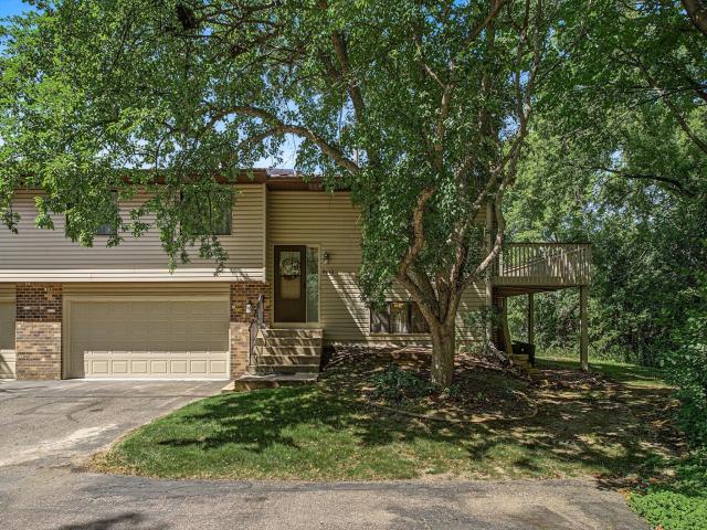 8445 Morgan Lane Eden Prairie MN 55347 - MLS# 7137858