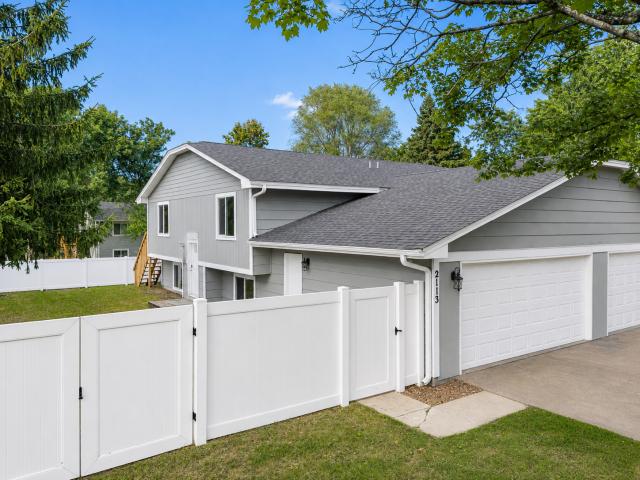 2113 109th Avenue NW Coon Rapids MN 55433 - MLS# 7137906