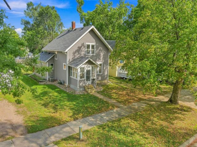 719 5th Avenue NW Faribault MN 55021 - MLS# 7138006