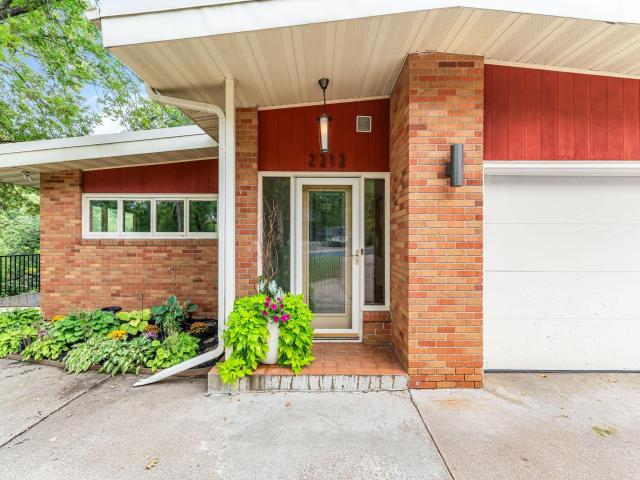 2212 Mary Hills Drive Golden Valley MN 55422 - MLS# 7138221