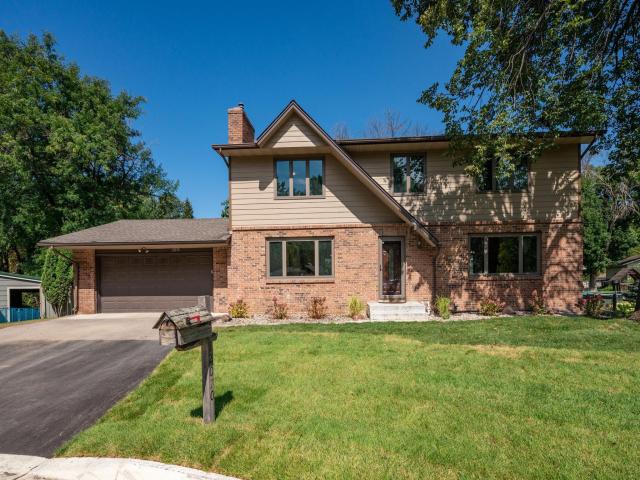 12070 Meadowlark Court Maple Grove MN 55369 - MLS# 7138527