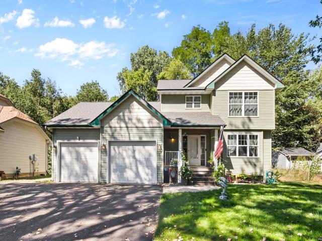379 Wheelock Parkway E Saint Paul MN 55130 - MLS# 7138556