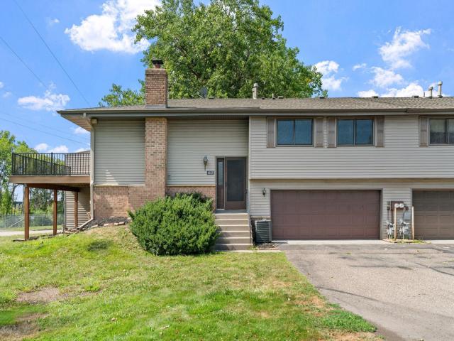 4112 Sylvia Lane S Shoreview MN 55126 - MLS# 7138798