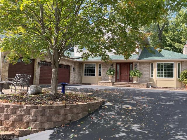 2139 14th Avenue E North Saint Paul MN 55109 - MLS# 7138799
