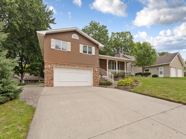 2533 Woodland Drive Faribault MN 55021 - MLS# 7138966
