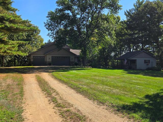 17500 Blackbird Trail Hastings MN 55033 - MLS# 7139044