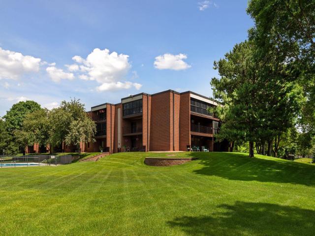 1800 Riverwood Drive Unit 219 Burnsville MN 55337 - MLS# 7139127