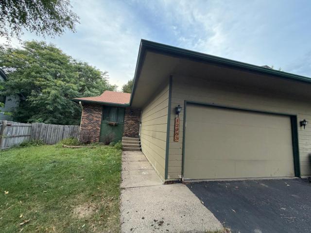 12083 Butternut Street NW Coon Rapids MN 55448 - MLS# 7139138