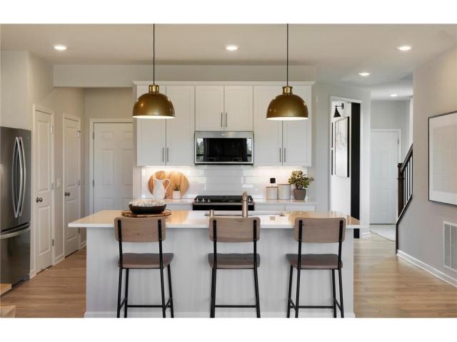 17981 Genoa Drive Lakeville MN 55044 - MLS# 7139276
