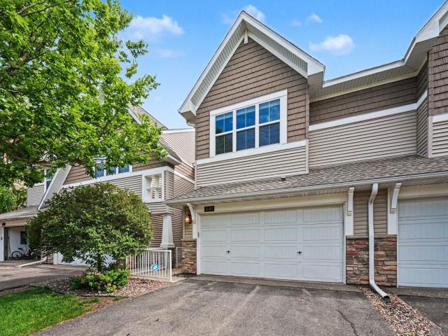15493 June Grass Lane Eden Prairie MN 55347 - MLS# 7139306