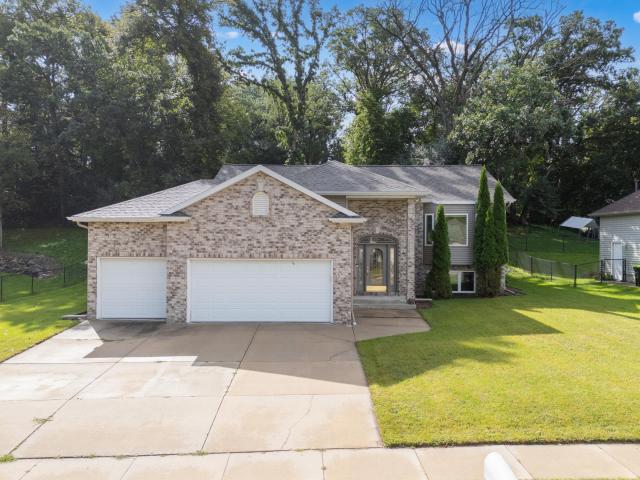 816 Southern Woods Place SW Rochester MN 55902 - MLS# 7139369