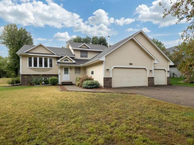2613 Kennelly Place Burnsville MN 55337 - MLS# 7139623