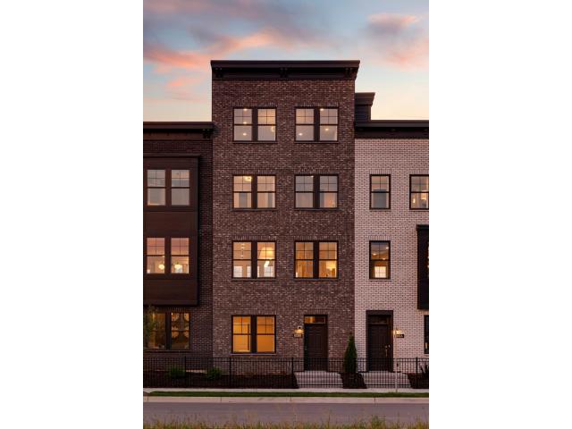 855 Woodlawn Avenue Unit I Saint Paul MN 55116 - MLS# 7139910