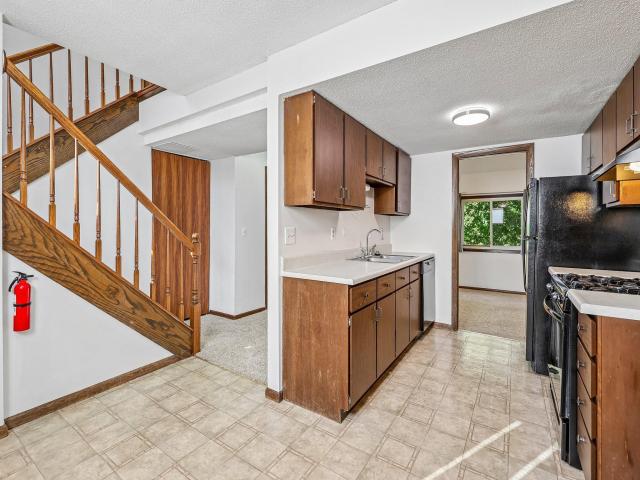 7436 Germane Trail Apple Valley MN 55124 - MLS# 7140130