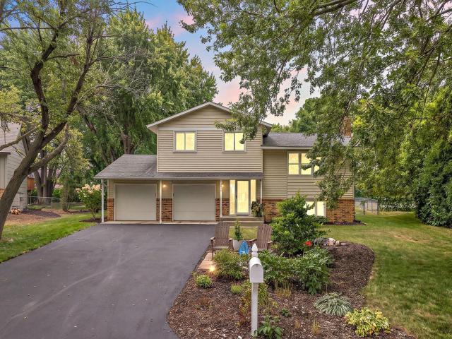 1419 Three Oaks Avenue Maple Plain MN 55359 - MLS# 7140167