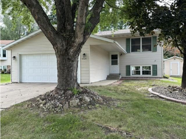 4020 Baffin Lane NE Rochester MN 55906 - MLS# 7140262