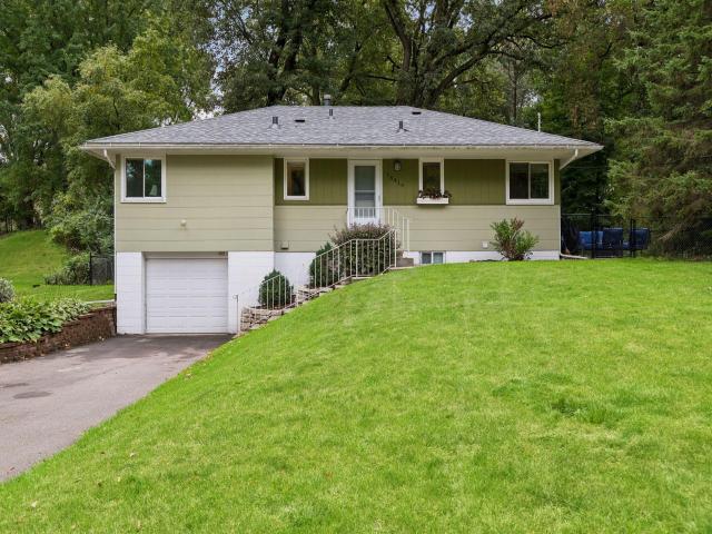 16419 Seymour Drive Minnetonka MN 55345 - MLS# 7140323