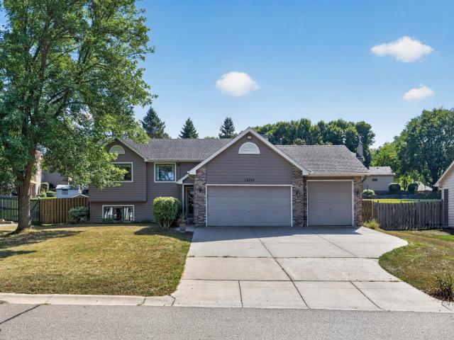 13755 94th Avenue N Maple Grove MN 55369 - MLS# 7140449