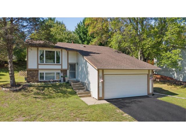 6242 Whispering Oaks Drive Eden Prairie MN 55346 - MLS# 7140537