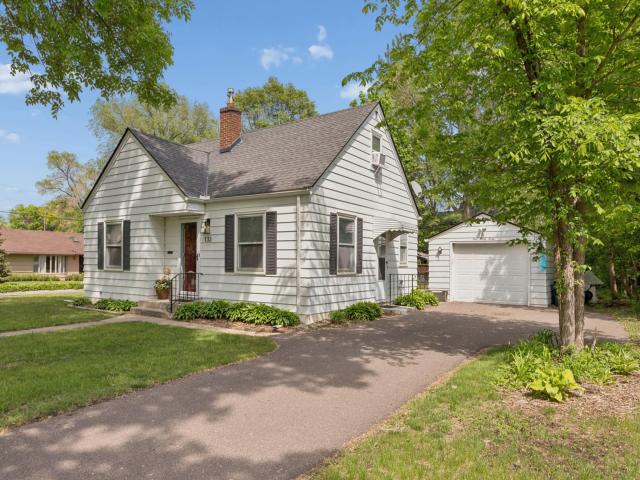 133 Ridgewood Drive Hopkins MN 55343 - MLS# 7140549