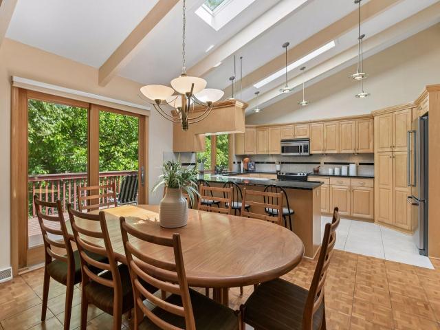 2700 Kyle Avenue N Minneapolis MN 55422 - MLS# 7140772