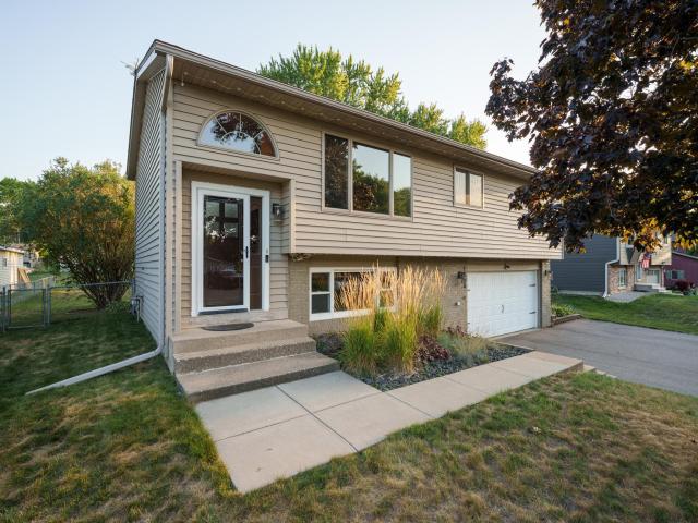 1233 View Court Hastings MN 55033 - MLS# 7140800