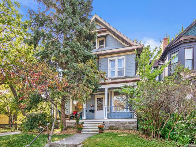 742 Holly Avenue Saint Paul MN 55104 - MLS# 7140848
