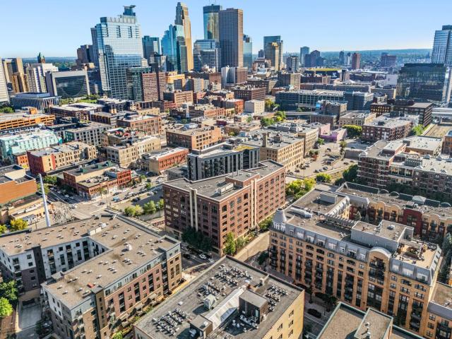 111 4th Avenue N Unit 403 Minneapolis MN 55401 - MLS# 7140854
