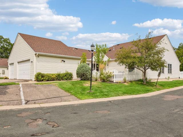 64 Thompson Avenue W Unit 43 Saint Paul MN 55118 - MLS# 7140898